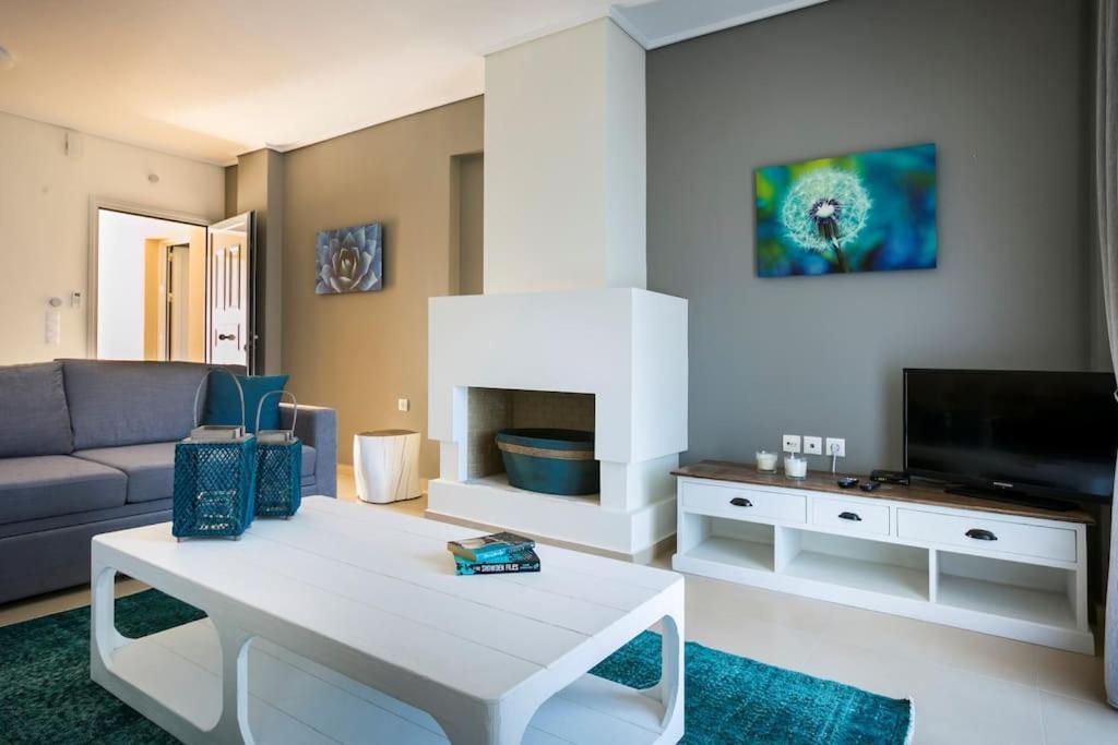 Eucalyptus Suite Sea View Karavomylos Zewnętrze zdjęcie
